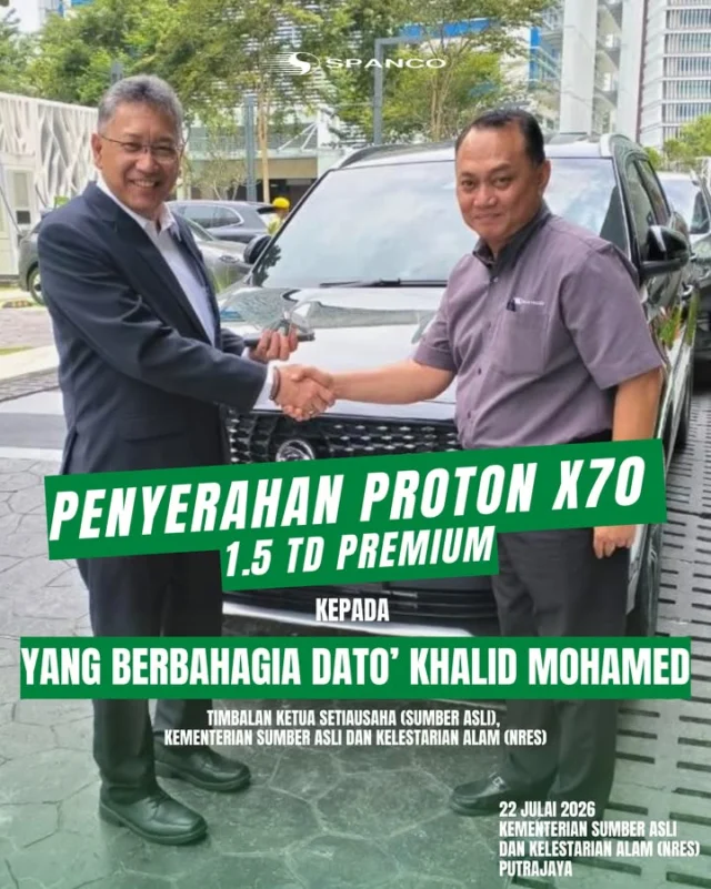 Penyerahan Rasmi Kenderaan KRJ Proton X70 1.5 TD Premium

SPANCO telah menyempurnakan penyerahan sebuah KRJ Proton X70 1.5 TD Premium kepada YBhg. Dato' Khalid Mohamed, Timbalan Ketua Setiausaha (Sumber Asli), Kementerian Sumber Asli dan Kelestarian Alam (NRES).

Majlis penyerahan telah berlangsung pada 22 Julai 2026 di Kementerian Sumber Asli dan Kelestarian Alam (NRES), Putrajaya, dan disampaikan oleh Encik Hj. Zulkifli bin Abd Aziz.

#spancosdnbhd #SentiasaBersamaMu #NRES #ProtonX70 #SpancoMY